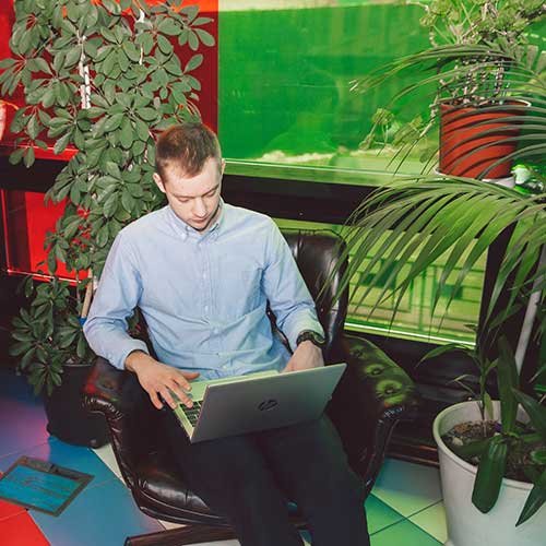 High performance laptop - Chrisag Gadgets